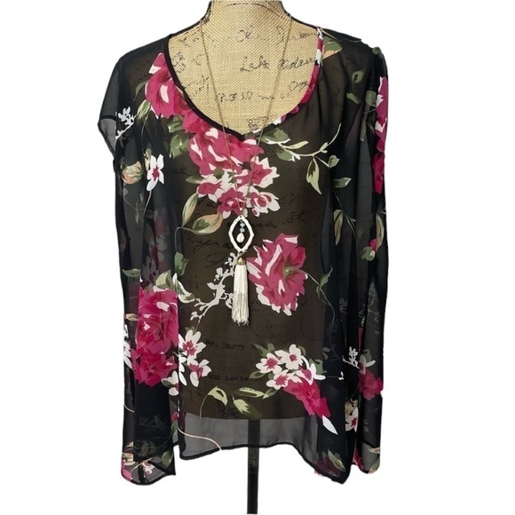 SHOW Me Your MuMu Floral Semi Sheer Flowy Blouse - Picture 2 of 10